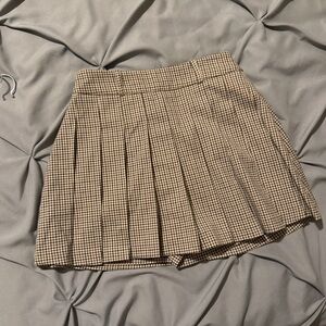 Lounge Plaid Pleated Mini Skort in houndstooth print
